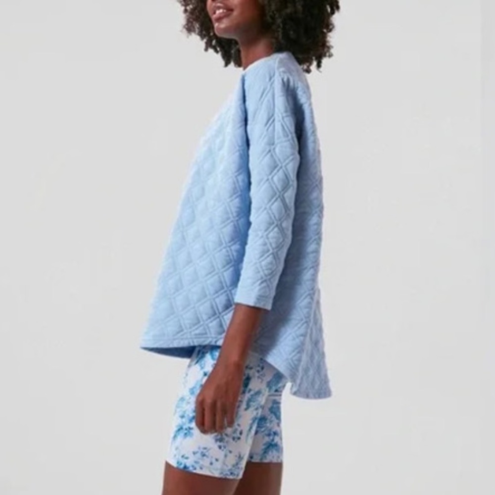 Blue Quilted Pullover
TNUCK SPORT XS/S, M/L, XL/XXL - Picture 4 of 8
